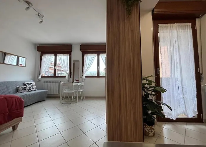 Di Loft Con Parcheggio Coperto Privato Gratuito Vicino Ptv Tor Vergata Universita' Vela Di Calatrava Metro C Borghesiana Διαμέρισμα *
